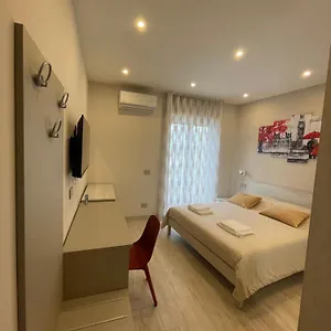 Ro&ro Luxury Neapel